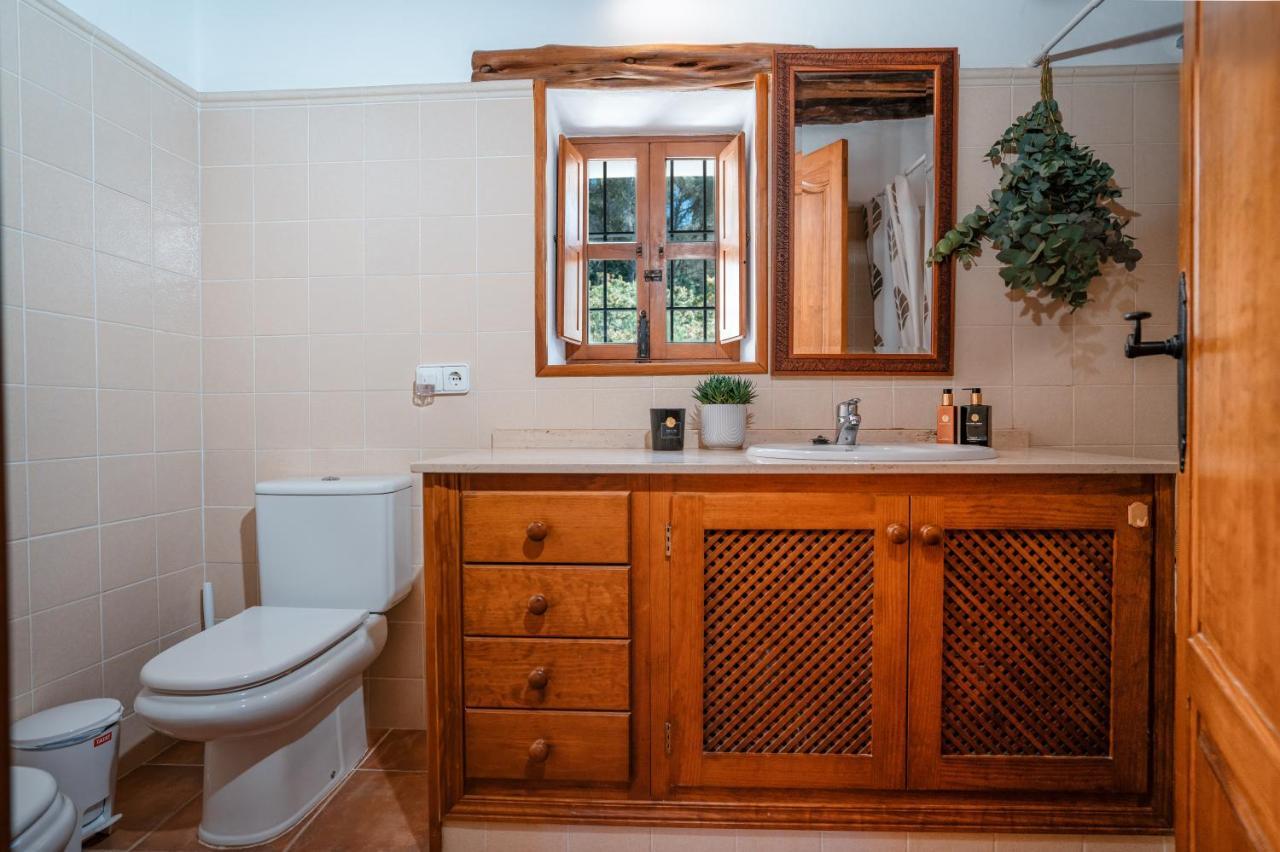 7 Bedroom With Pool - 5mins Walk To - Ramon Villa Cala Llonga (Ibiza)