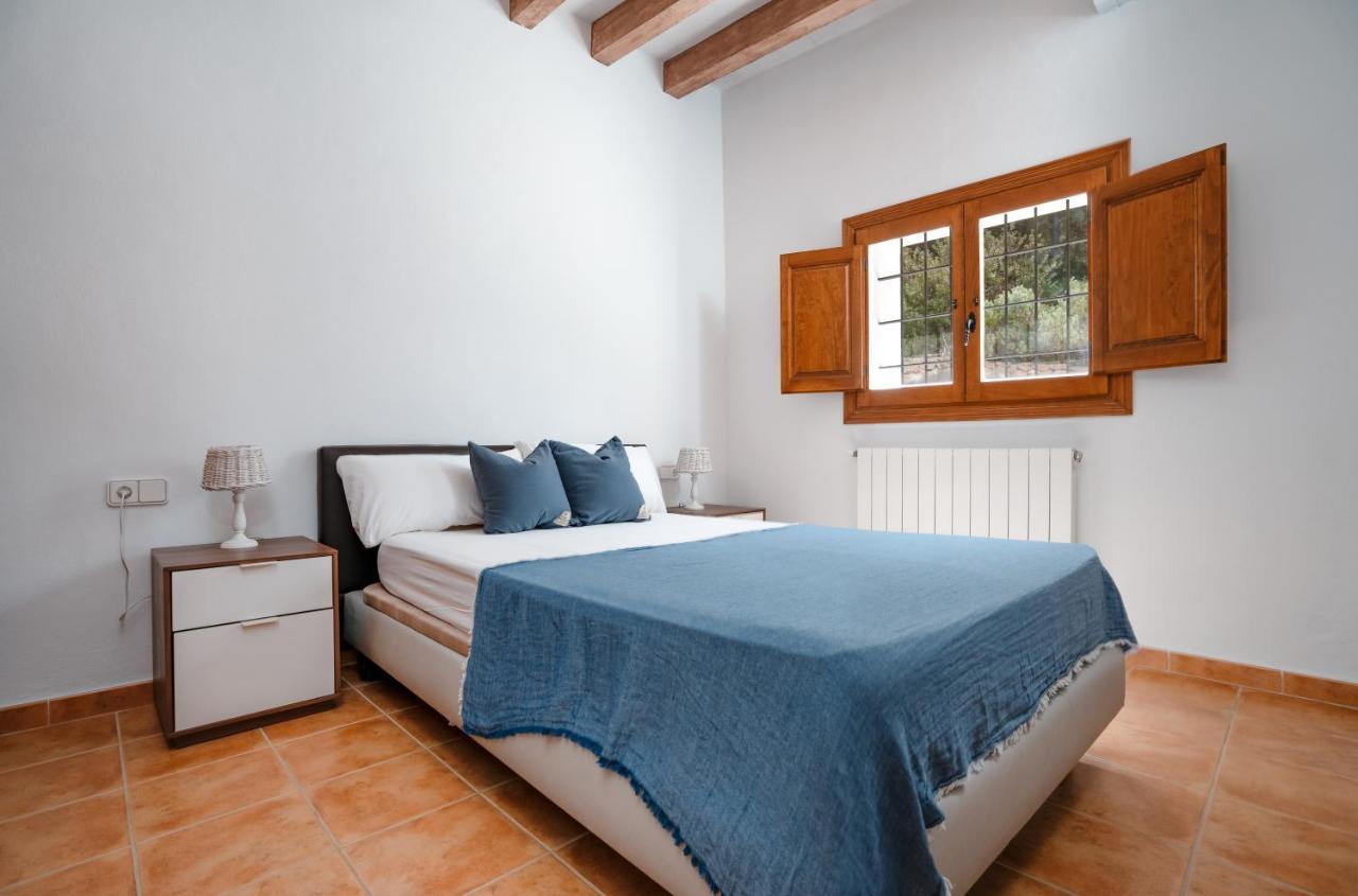 7 Bedroom With Pool - 5mins Walk To - Ramon Villa