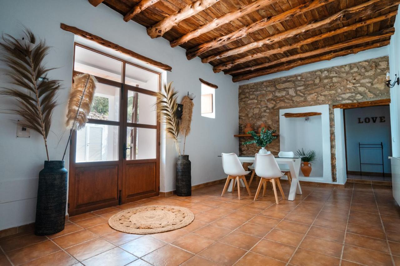 7 Bedroom With Pool - 5mins Walk To - Ramon * Cala Llonga (Ibiza)