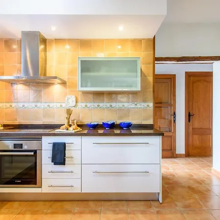 7 Bedroom Villa With Pool - 5Mins Walk To Cala Llonga Beach - Can Ramon Exterior foto